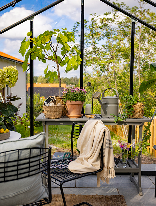 Olivia växthus från Skånska Byggvaror.