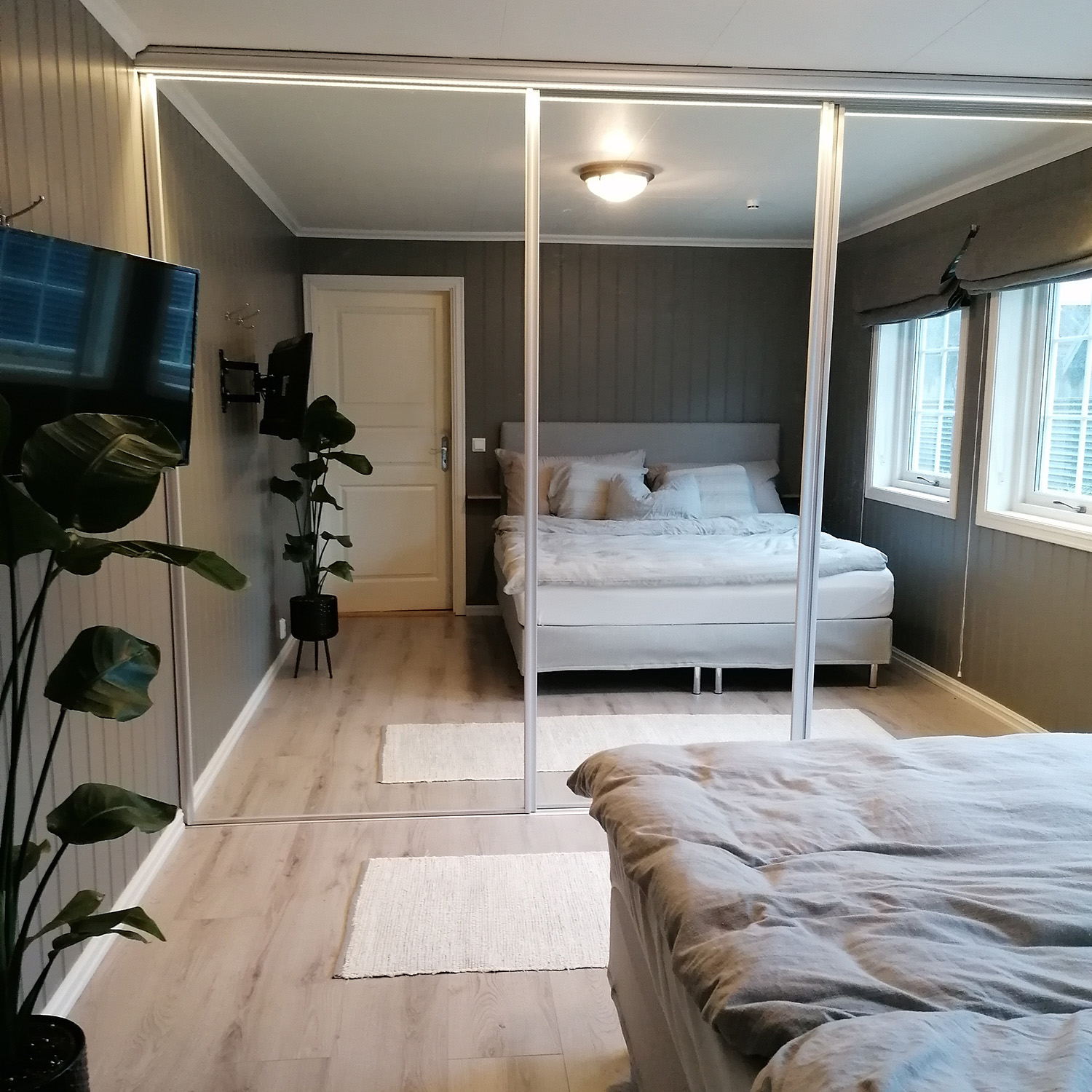 Mix Skjutdörr Silverspegel 2830 Mm 3 Dörrar