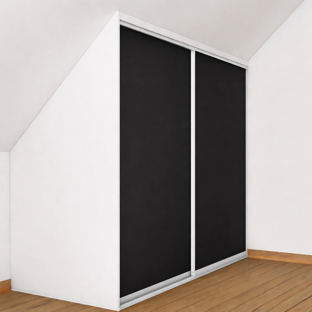 Lav - Hvit/Sort m hvite skinner Garderoben for den med lavt tak