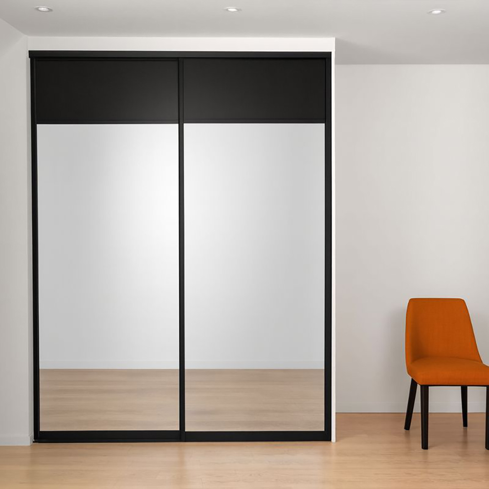 Speildør med sorte skinner London Skyvedørsgarderober