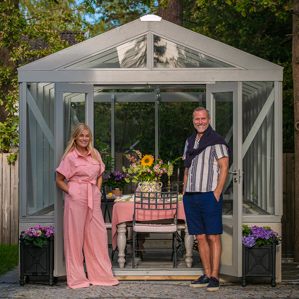 Linnea växthus från Skånska Byggvaror hos Pernilla Wahlgren.